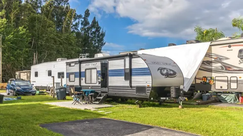 Full Hookup RV Site — image 1 of 3