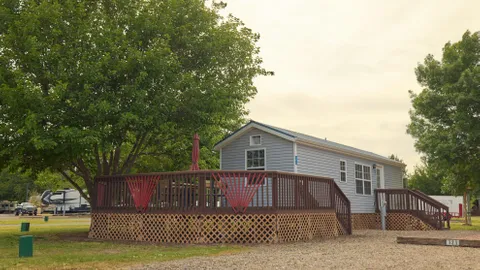 Pet Friendly Two Bedroom Cottage — image 1 of 5