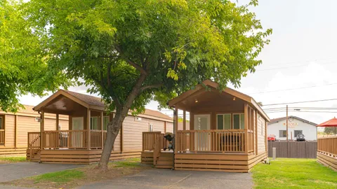 2 Bedroom Cottage — image 2 of 14