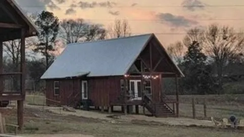 Small Cabin #1 (Sleeps 8) — image 15 of 15