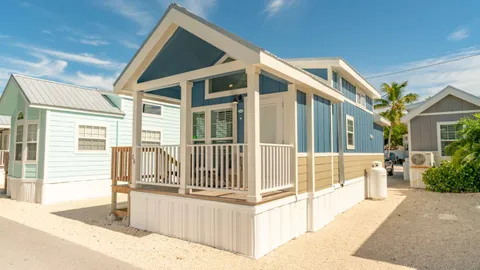 Keys Cottage 1 Bedroom Sleeps 4 — image 1 of 8