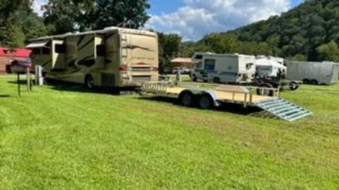 20/30/50 Amp Premium Pull Through RV Site 30'x100' spaces — image 2 of 3