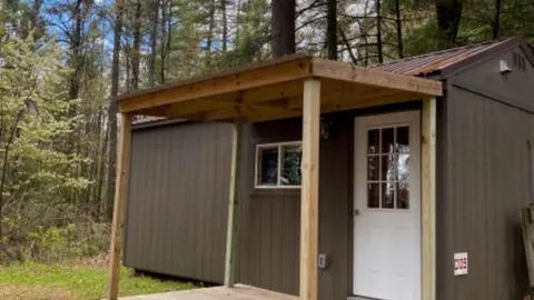 Studio Cabin — image 1 of 3