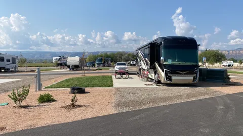 Long, Pull-Thru RV Site — image 2 of 2