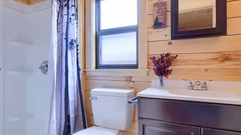 Deluxe Cabin A Loop (with loft) — image 2 of 7