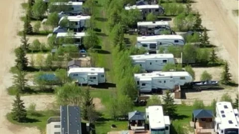 Serviced  Lot — image 2 of 5
