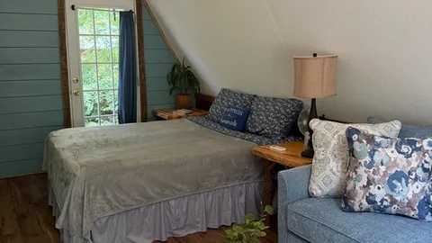 The Get Away Cabin — image 14 of 14