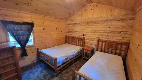 Rustic Cabin - Sleeps 3 — image 3 of 3