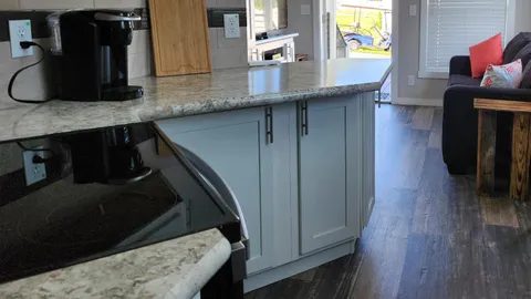 Standard 1 Bedroom Vacation Rental w/ Loft — image 2 of 6