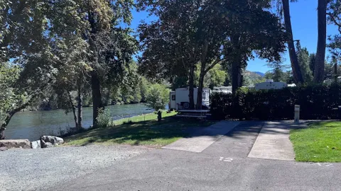 Riverfront Back-In 30/50 Amp RV Site — image 7 of 7