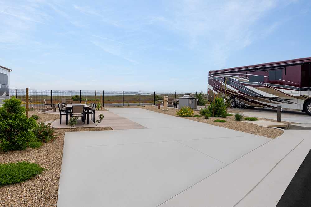 Elite Full Hookup RV Site