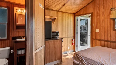Preferred Cabin — image 3 of 3