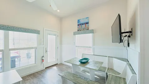 Carolina Cottage Elite 2 Bedroom w/ Loft ***NO PETS*** — image 15 of 15