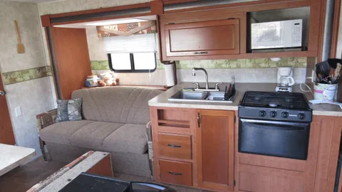 RENTAL CAMPER 78 — image 5 of 5