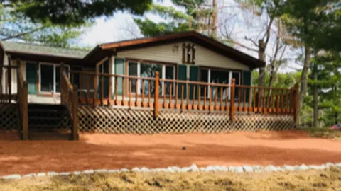 Waters Edge Vacation Rental — image 1 of 10