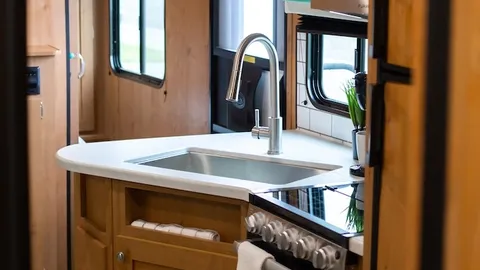 Onsite Retro RV Rental — image 6 of 6