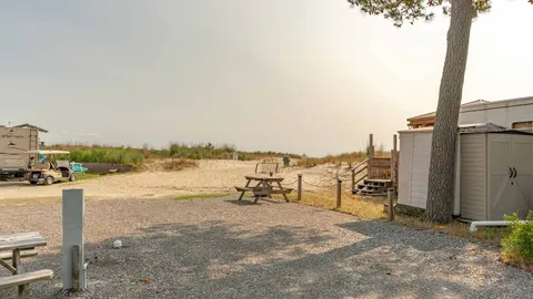 Waterfront Full Hookup 50amp RV Site — image 2 of 4