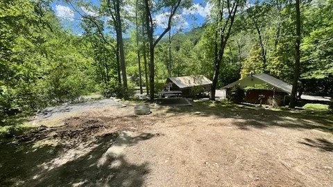 Individual W/E Campsite — image 1 of 7