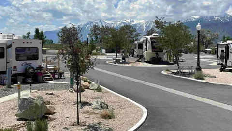 Premium Pull Through RV Site (Short Term) — image 2 of 4