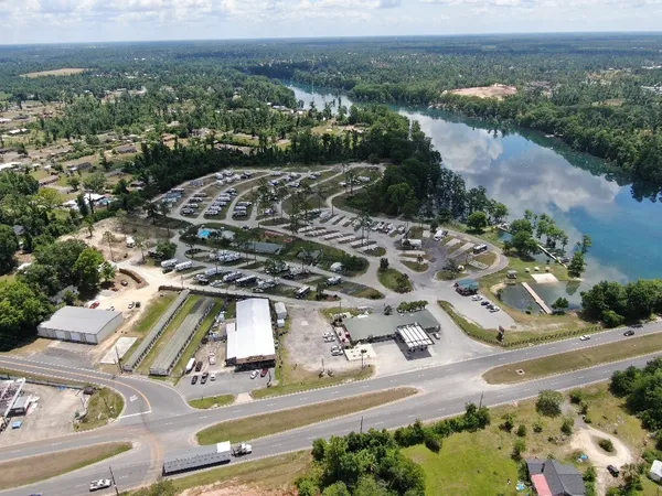 Florida Caverns RV Resort, Marianna, Florida campground