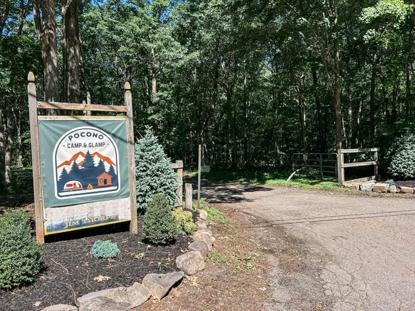 Pocono Camp and Glamp, Jim Thorpe, Pennsylvania campground