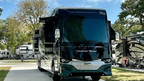 Motorhome Head-In — image 1 of 6