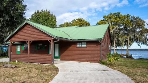 House Lakefront — image 1 of 11