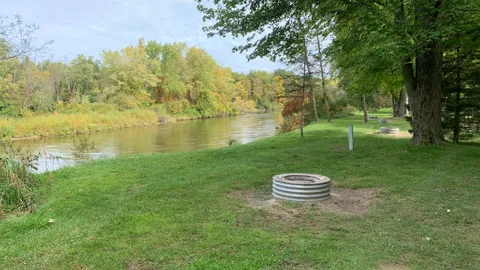 Island View Riverside Water/Electric — image 1 of 9