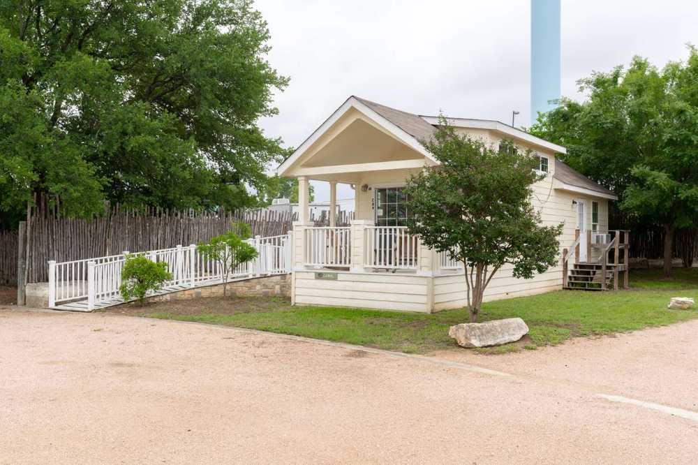 1 Bedroom Cottage