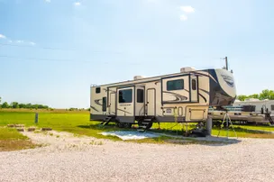 The Stables RV & Lake Shop – photo 3