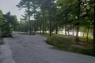 Fooshee Pass Campground – photo 2