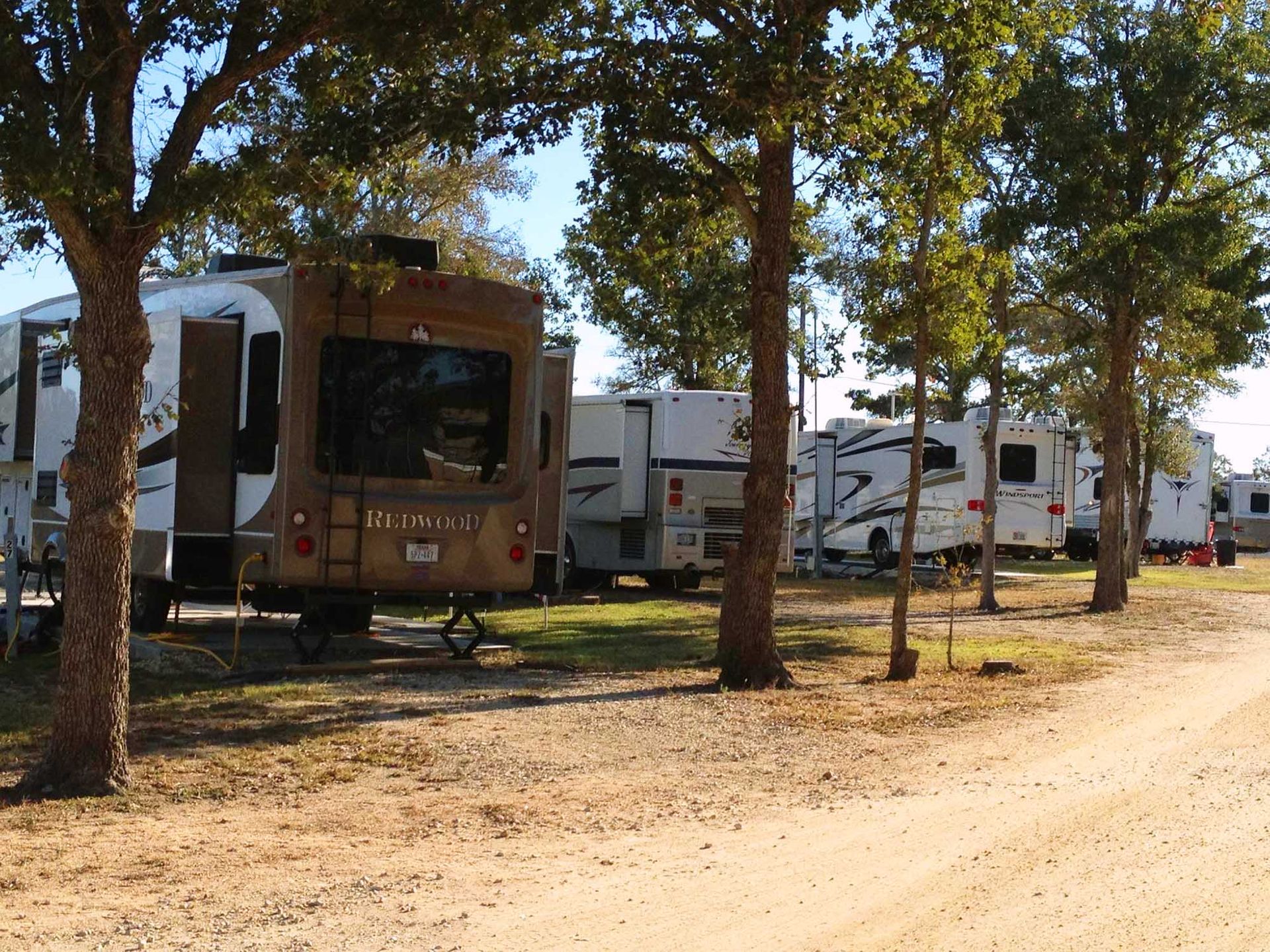Great Escapes RV Resort - Austin Oaks