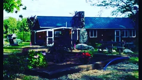 3 Bedroom Delux Cabin — image 1 of 6