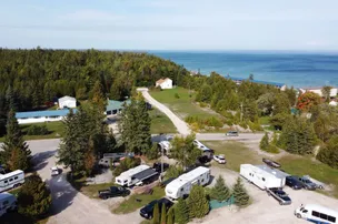 Tiki RV Park & Campground – photo 3