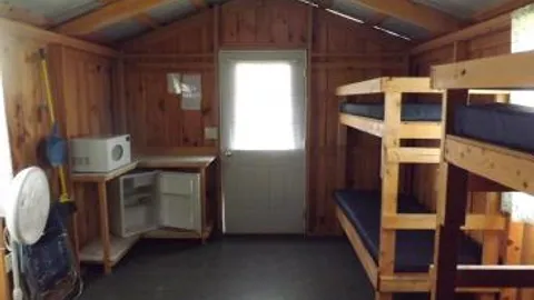 Owasco Rustic Medium Cabin — image 6 of 6