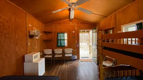 Cabin — image 4 of 4
