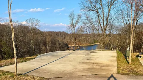 FHU Lakeview Back-In RV Site — image 2 of 6