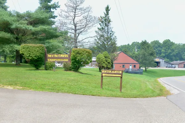 Top O' The Caves Campground – photo 1