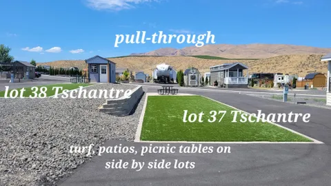Premium Pull-Through Full Hookup RV Site — image 6 of 6