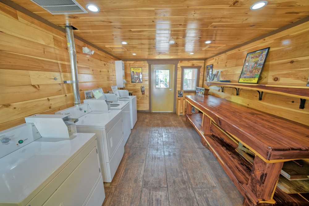 Dudley Creek RV Resort, Gatlinburg, Tennessee - Photo 5