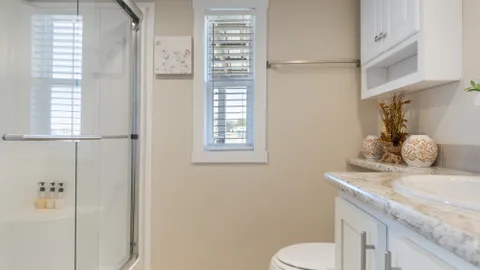 Tiny Home 187 - Hill Country Hangout — image 33 of 33