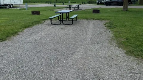 Site 04 — image 1 of 1