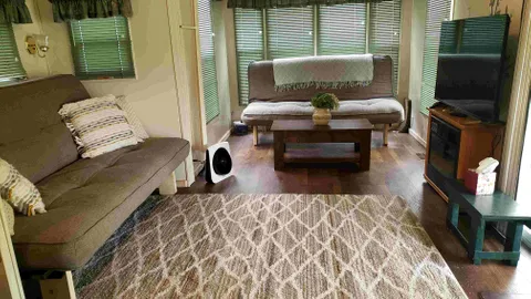 Deluxe Trailer Rental - Sleeps 6 — image 12 of 12