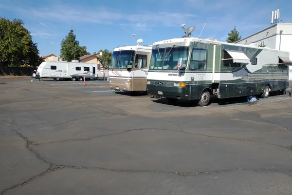 El Cajon Elks Lodge 1812 – photo 1