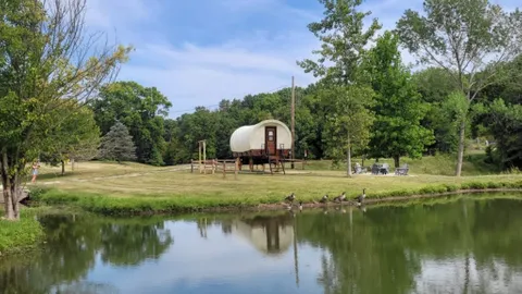 Deluxe Trail Wagon Cabin — image 1 of 5