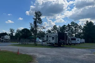 Pecan Acres RV Park – photo 4