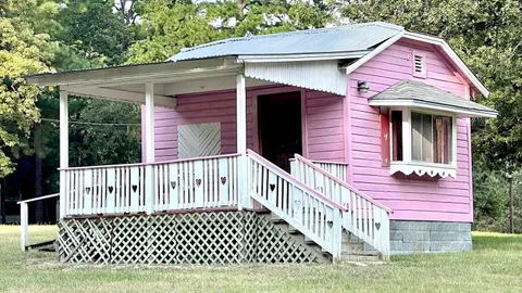 Cabin 13 — image 1 of 7