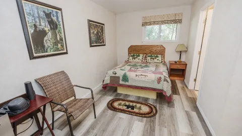 Bunkhouse Rooms — image 6 of 6