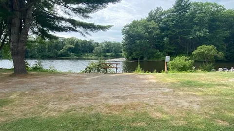 30 Amp Electric & Water RV Site — image 1 of 10