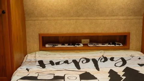 Rolling Retreat Premium RV Rental — image 2 of 6